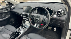 MG Hs 1.5 T-GDI Exclusive 5dr DCT Petrol Hatchback